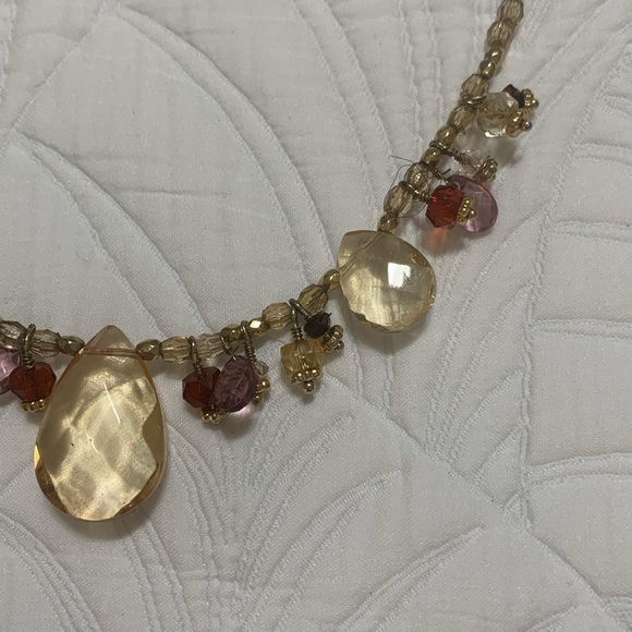 Cookie Lee lucite charm necklace pale gold - Picture 6 of 10